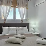 Vista Del Mar トリピティ