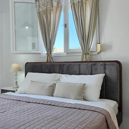 Vista Del Mar Apartment Tripiti