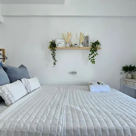 Vista Del Mar Apartment *